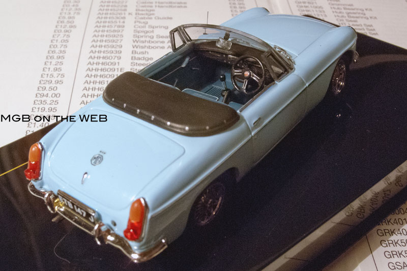 MGB on the Web:Scale Model Cars,IXO CLC230